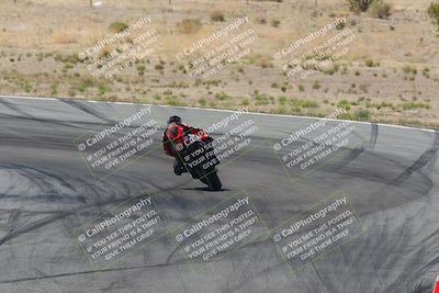 media/Apr-20-2025-AHRMA (Sun) [[393a79c373]]/Race/Group 3/Turn 4b/